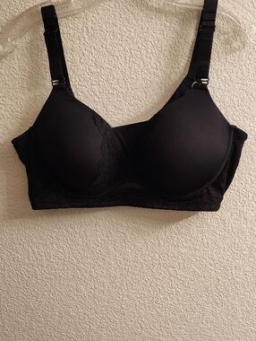 NEW SonaShape Size XL Black Floral Lace-Accent Comfortable Bra B19X